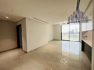 Large Unit 2BR + Maid's Room | Kitchen appliances