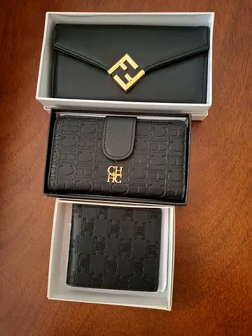 Mixed Lot of Mens  Womens Branded Wallets - Multiple Styles (New) Location hamdan street near Al