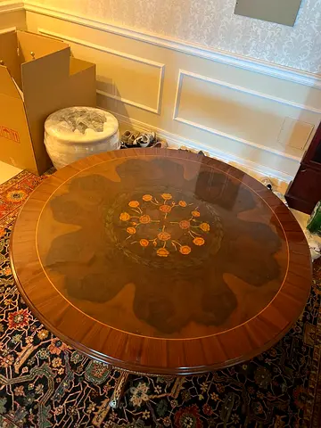 Vintage Round Inlaid Wood Coffee Table — Floral Marquetry Top