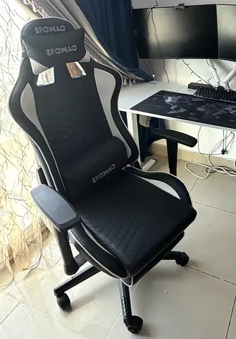 Ergomac Black  White Gaming/Office Chair - Good Condition