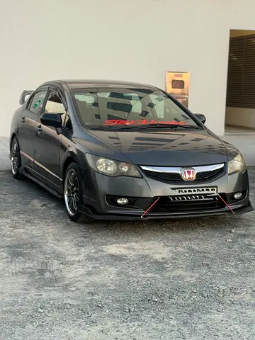 Honda Civic 1.8 i-VTEC 2011 GCC Specs - Reliable  Well Maintained