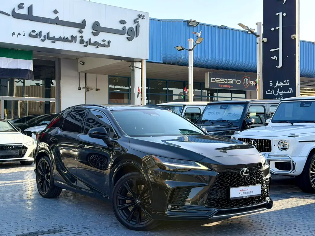 Lexus RX-Series 2023 — photo 1 of 15