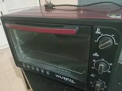 Used countertop oven / toaster oven with trays - (OTG), 1800W,good working condition