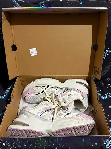 Women’s chunky sneakers, size 38 light pink  white, lightly used