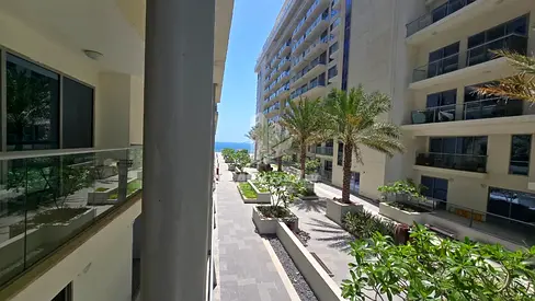 Amazing location | Chiller Free | Resort LIke Amenities