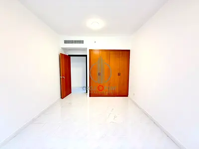 Spacious 2BHK with Balcony + Laundry-Prime location-Ready to move