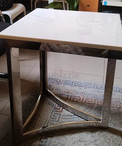 Marble-Top Side Table with Chrome Base - Modern Design