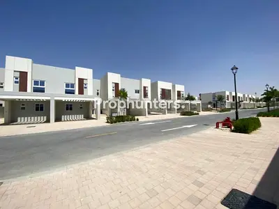 Exclusive | Single Row | Vacant | Viewing possible