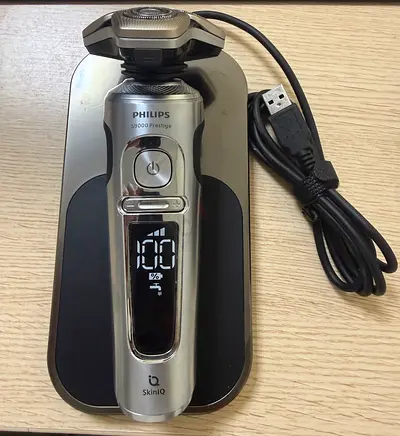 Philips S9000 Prestige Electric Shaver with SkinIQ