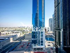 Vibrant City Living | Airy Apartment | Balcony