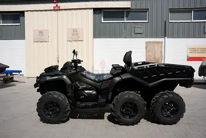 Can-Am Outlander Buggy 6x6 ATV / Buggy