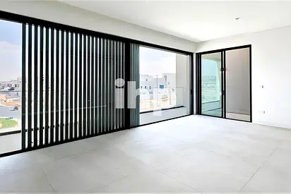 Corner | G+2 | single row | specious |Maids room