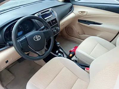 2022 Toyota YARIS 照片 6