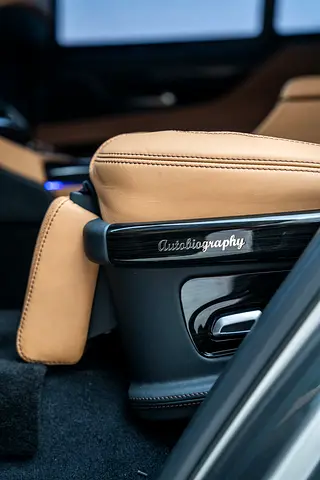صورة 6 لـ 2026 Lexus LX-SERIES