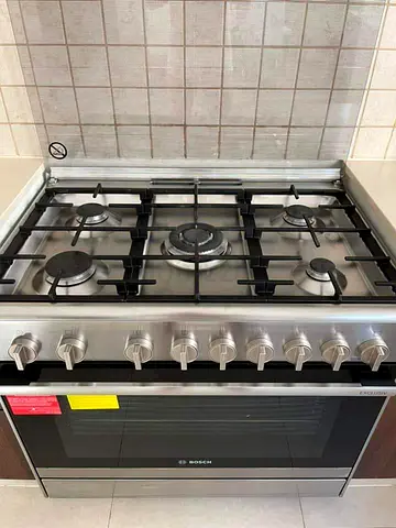 Bosch full gas cooker 5burnir 90x60cm
