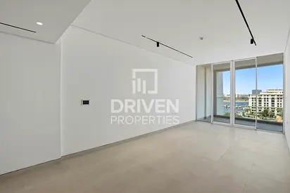 High Floor | Vacant | Elegant Layout | Spacious