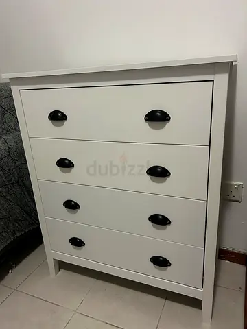 White Pan Home 4 Drawer Chest