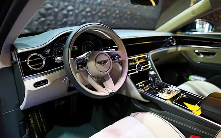 صورة مصغرة 12 لـ 2022 Bentley FLYING SPUR