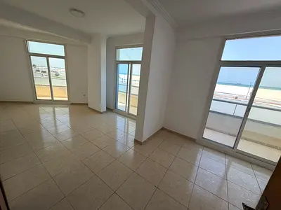 One bedroom and living room, direct sea view, 3 balconies, spacious and excellent layout, central air conditioning