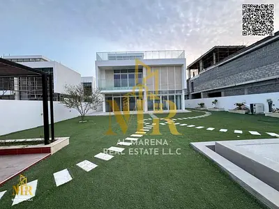 فيلا طابقين ومسبح وجاكوزي موقع مميز قريب من المرافق العامه بسعر شامل مكيفات وكهربااء ومياه