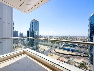 Below Market Rent | Spacious Unit | Walk to Metro