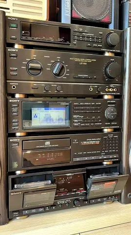 Sony LBT-V810 is a vintage, Japanese stereo system with digital equalizer