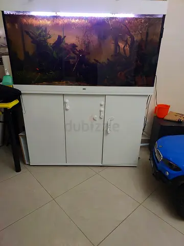 Juwel aquarium with stand - 3-door
