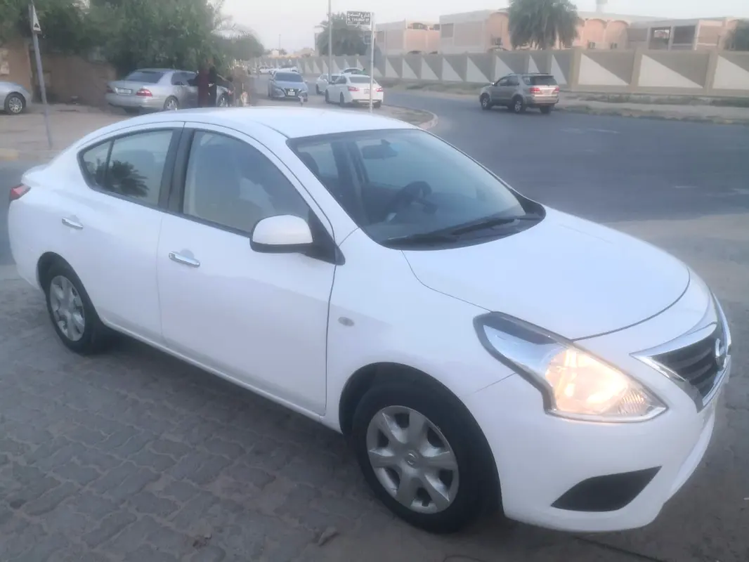 Nissan Sunny 2024 — photo 1 of 5