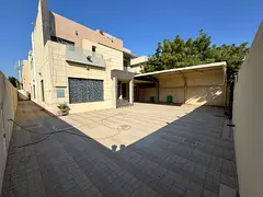 🏡 Villa for rent | 6 bedrooms + living room, majlis, and maid's room | Residential/Commercial