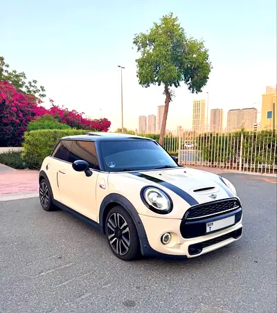 MINI Cooper S JCW 2021 | GCC Specs | Low Mileage | Full Service History