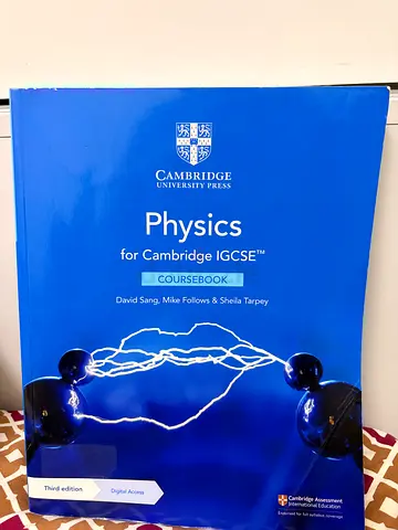 Cambridge IGCSE Physics Coursebook Third Edition + IGCSE Study Guide for Physics