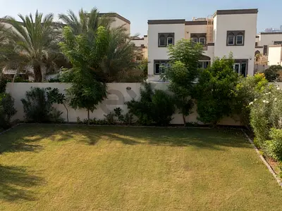 Huge Plot | 3 Bedroom | Vacant Soon