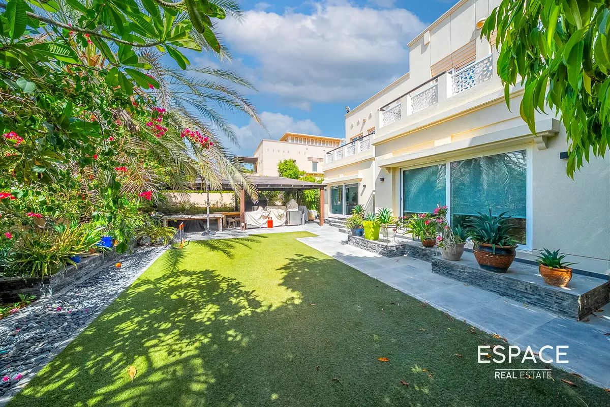 Exclusive | Very Rare to Market 5 Beds