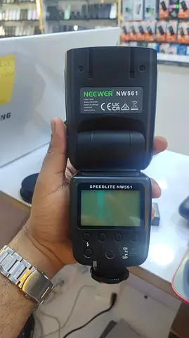 Neewer NW561 Speedlite Flash - Good Working Condition