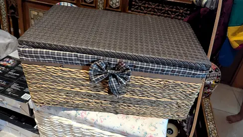 Wicker Storage Basket with Lid and Fabric Trim - Medium