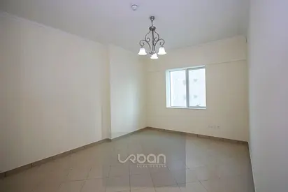 شقة بغرفة نوم واحدة | برج مرديه JVC | إطلالات على المجتمع والمدينة