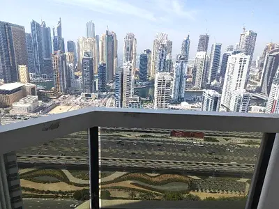 Spacious | High floor | Close to metro