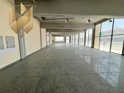 Showroom Ind 5 9000 Sqft 45KW Power Prime Location