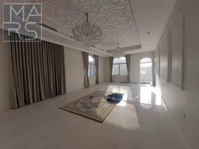 Spacious 4-bedroom villa available for rent in Hoshi