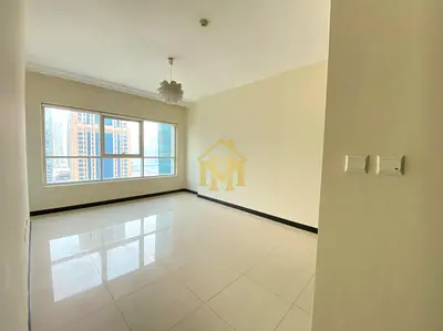 Spacious | High Floor | Lake View |