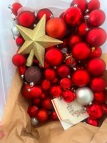 2 boxes of Christmas decoration