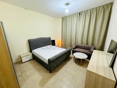 Room big size with balcony near RTA buss stop