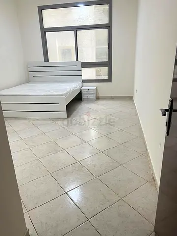 Room for family in Karama Big room central AC