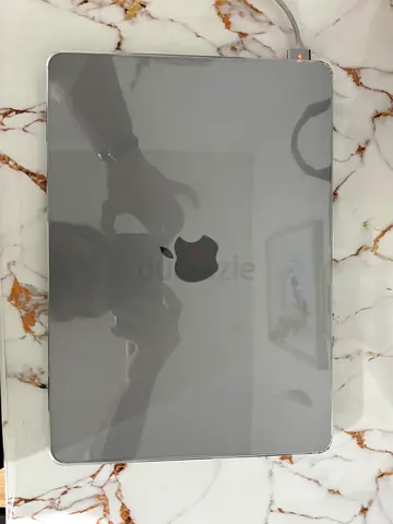 Apple MacBook Air m3 256 gb - Good Condition