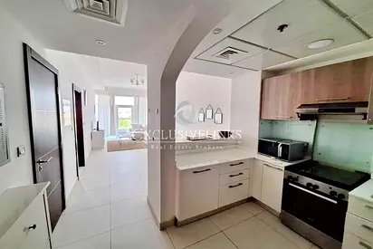 Amazing Park Views l 1 BR l Price neg l Vacant