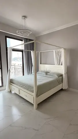 White Four-Poster Bed with Storage Drawers - King/Queen (please confirm size)