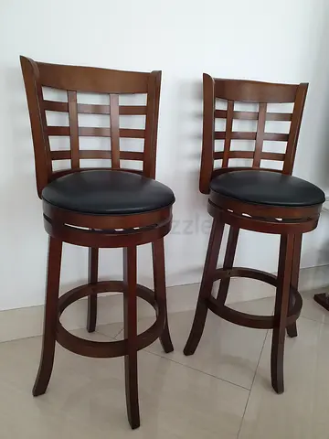 Set of 2 Wooden Bar Stools with Padded Swiveling Seats