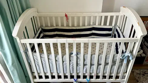 White Wooden Baby Crib with Mattress - Good Condition