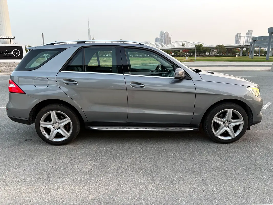 Mercedes-Benz M-Class 2015 — photo 1 of 7