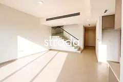 Handed Over | Corner Unit | Close to Amenities